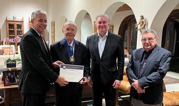 Colégio de Corregedores da Justiça do Brasil homenageia ex-presidente José Sarney