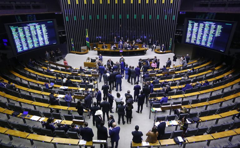 Apenas oito deputados pelo Maranhão a favor das moções que condenam atos terroristas do Hamas em Israel