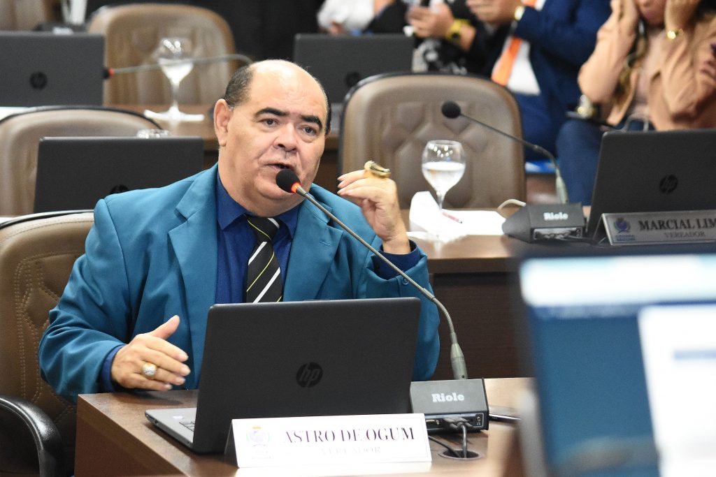 Vereador Astro de Ogum pede esclarecimentos sobre terreno da refinaria, que fica em Bacabeira