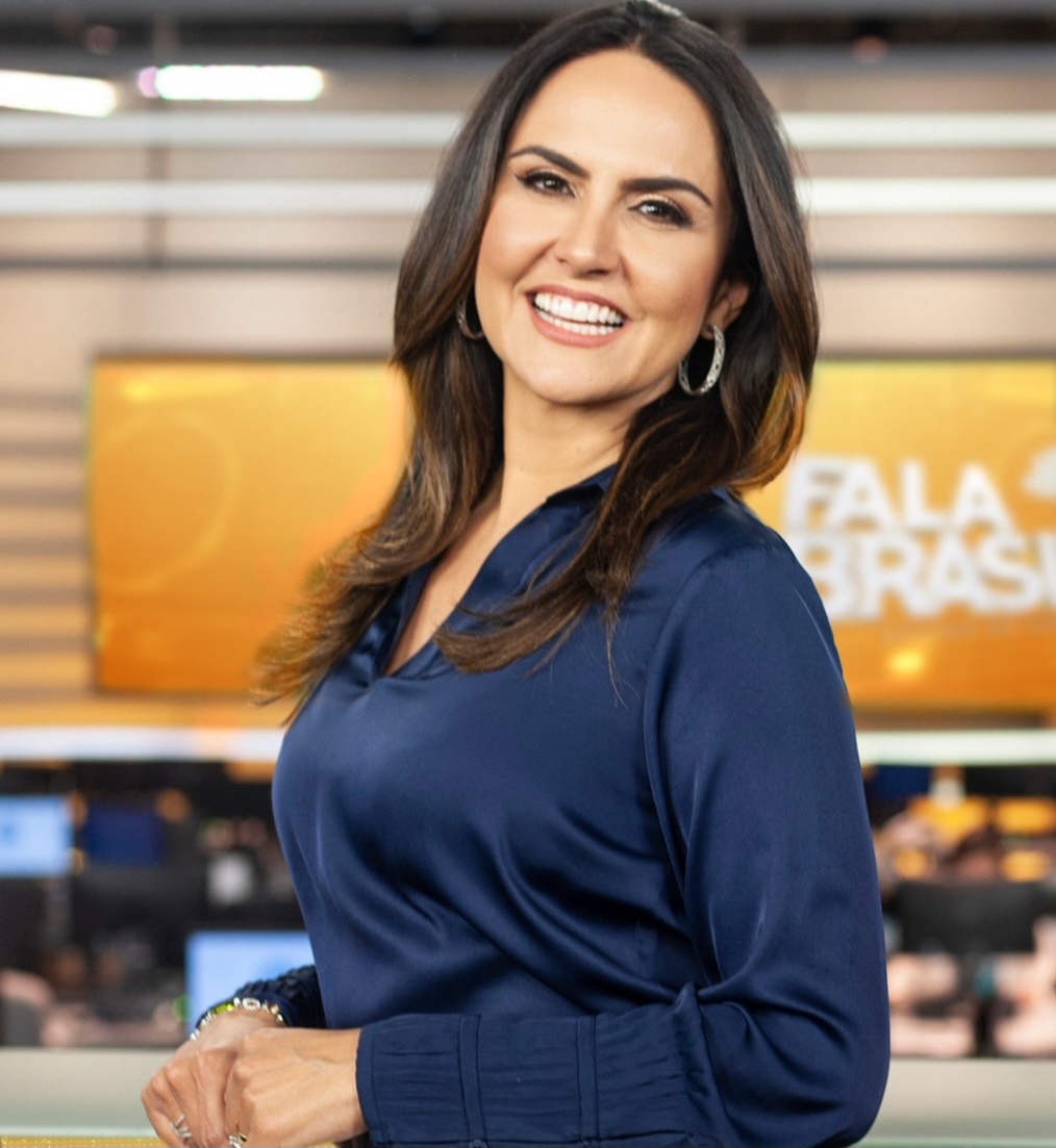 Jornalista Carla Cecato profere palestra sobre “Dores e Amores do posicionamento político”