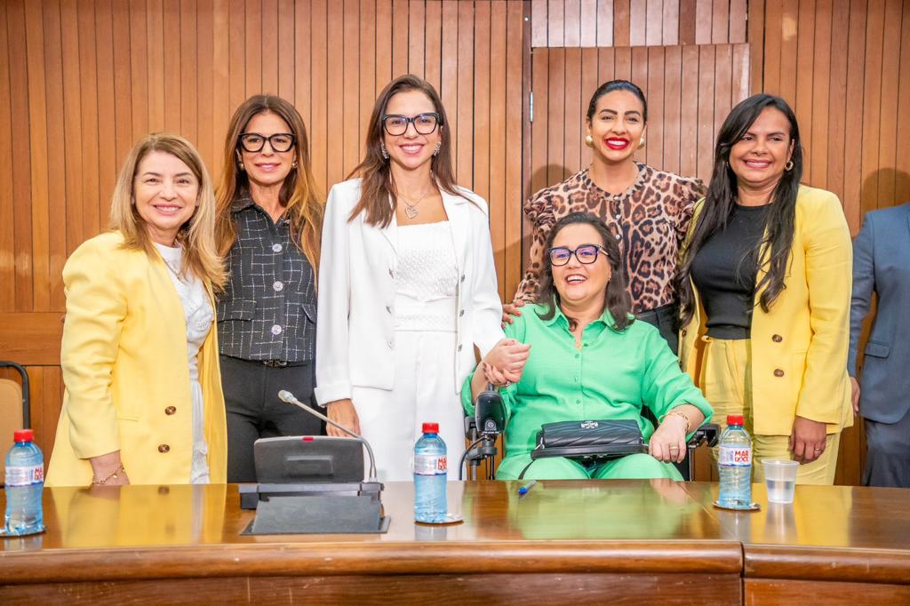 Indicação de Flávia Gonzalez Leite para o TCE aprovada pela Assembleia