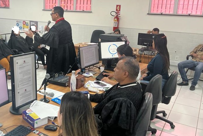 Homem “atentado pelo diabo para cometer feminicídio” condenado a 15 anos