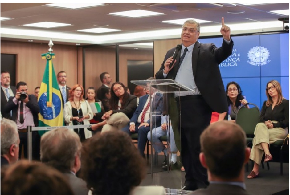 Política de Segurança Pública combate desigualdades, diz ministro Flávio Dino