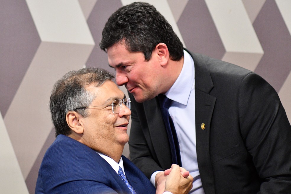 Sergio Moro lamenta críticas por abraço em Flavio Dino
