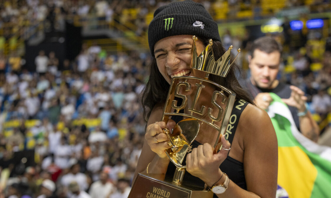 Rayssa Leal conquista em São Paulo a Liga Mundial de Skate Street