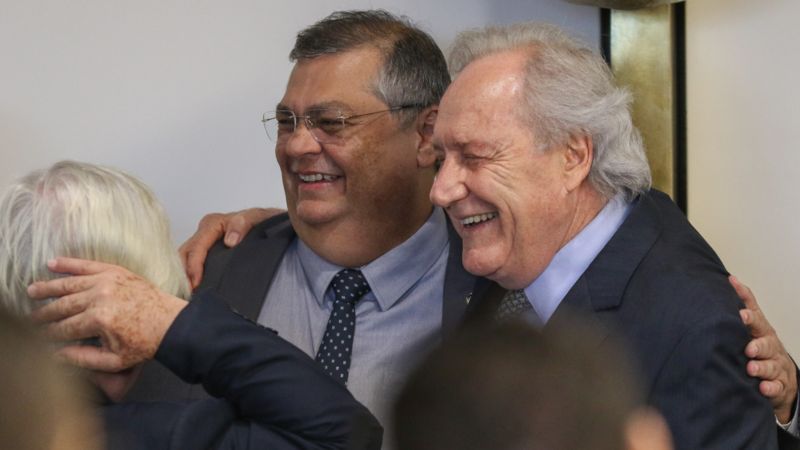 Dino é autor de PEC que tornaria Lewandowski impedido de assumir Ministério da Justiça