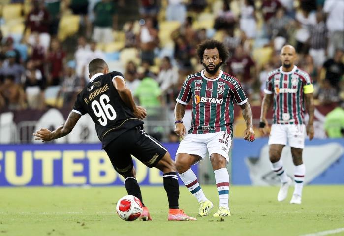 Empate deixa Fluminense isolado na liderança e Vasco fora do G4 do Carioca