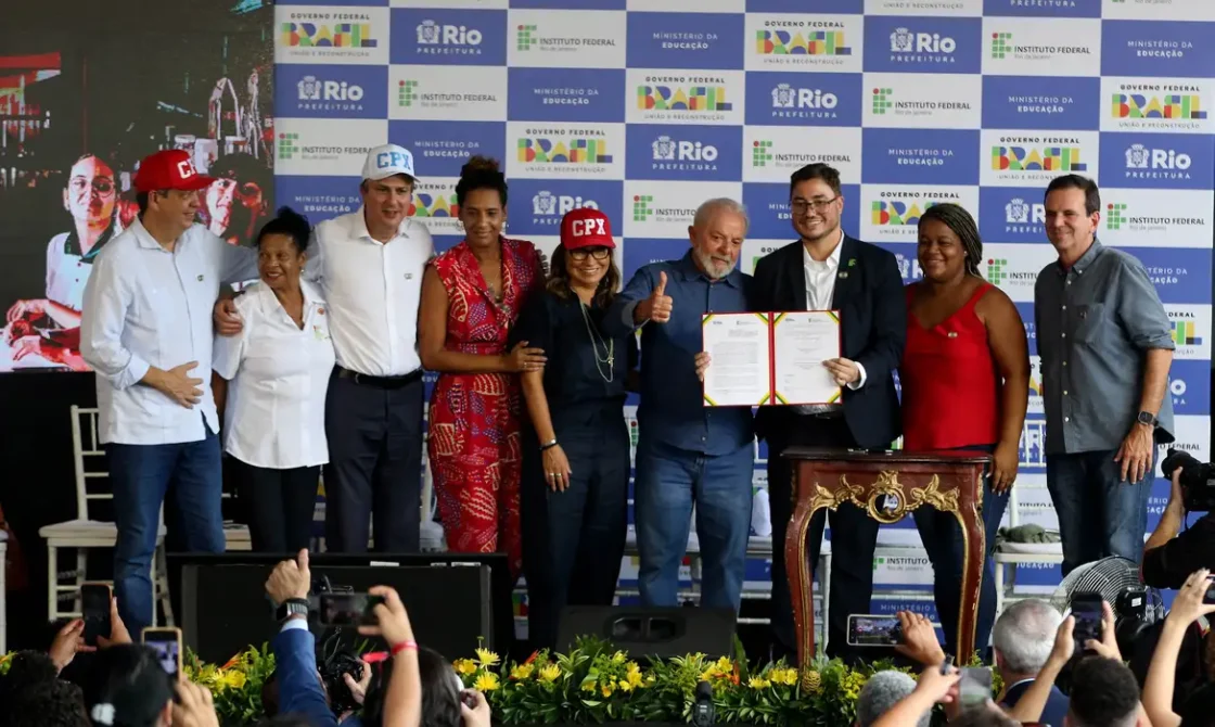 Lula anuncia construção de três institutos federais no Rio de Janeiro