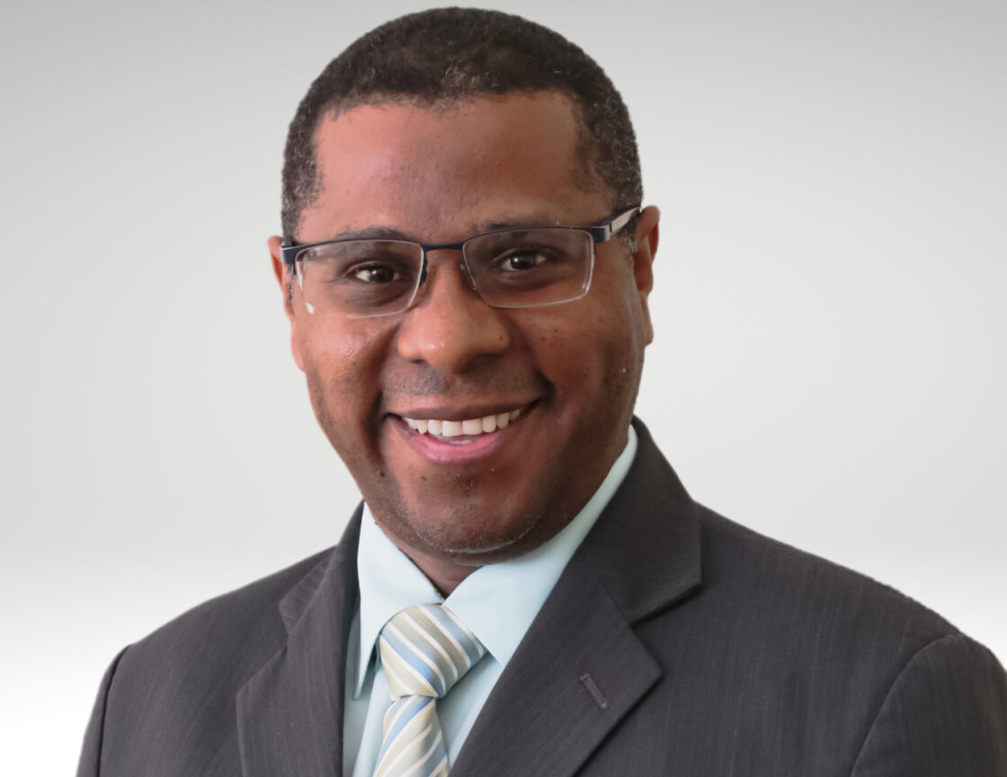 Pastor maranhense da Assembleia de Deus Tirirical lança livro O Melhor do Sexo