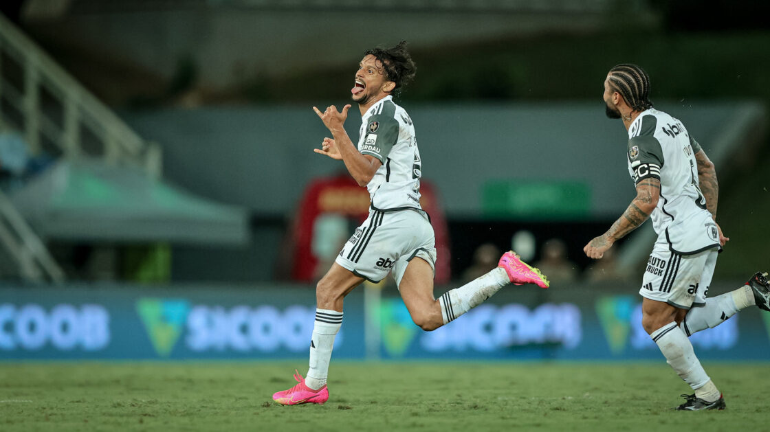 Atlético mantém invencibilidade ao derrotar Cuiabá na noite deste sábado