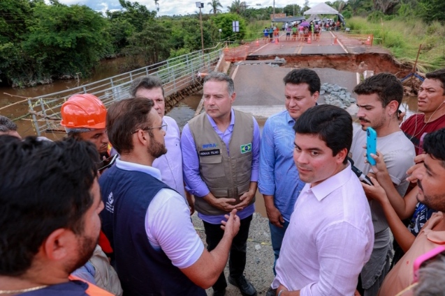 Renan Filho anuncia R$ 15 milhões para as obras emergenciais em rodovias