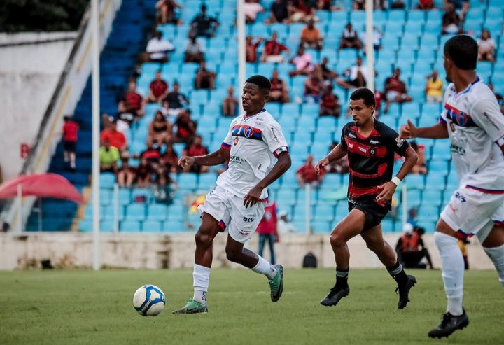 Moto assume liderança do Grupo A2 da Série D após vencer Maranhão, de virada