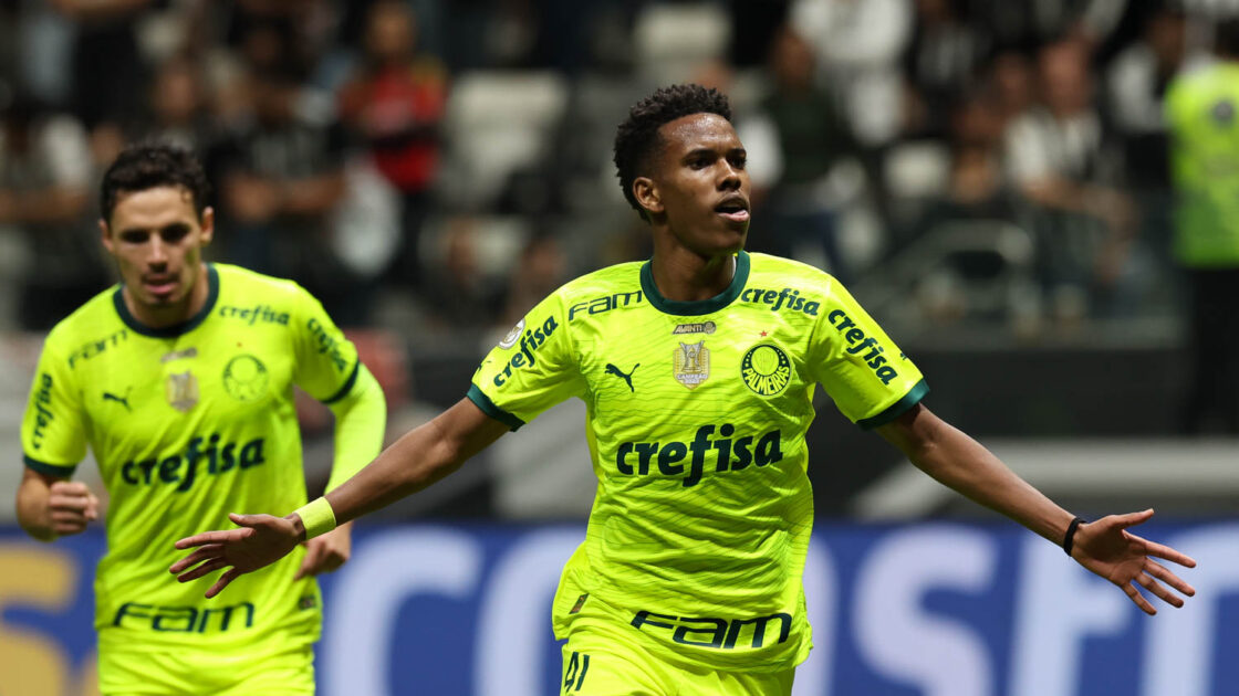 Palmeiras goleia Atlético Mineiro e está em quinto lugar a dois pontos do Botafogo