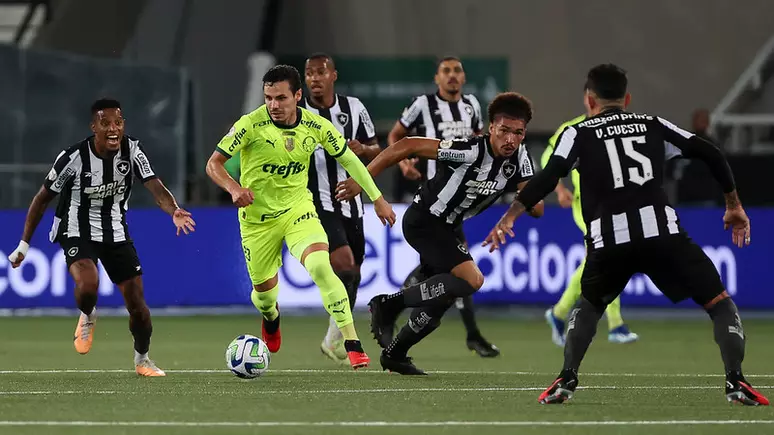 Oitavas da Copa Libertadores terá clássico brasileiro Botafogo x Palmeiras