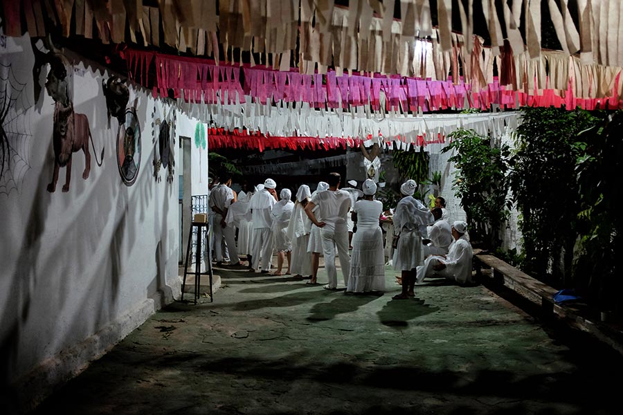 Líderes evangélicos proibidos pela Justiça de importunar terreiro de umbanda