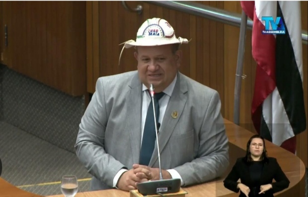 Fred Maia toma posse como deputado estadual