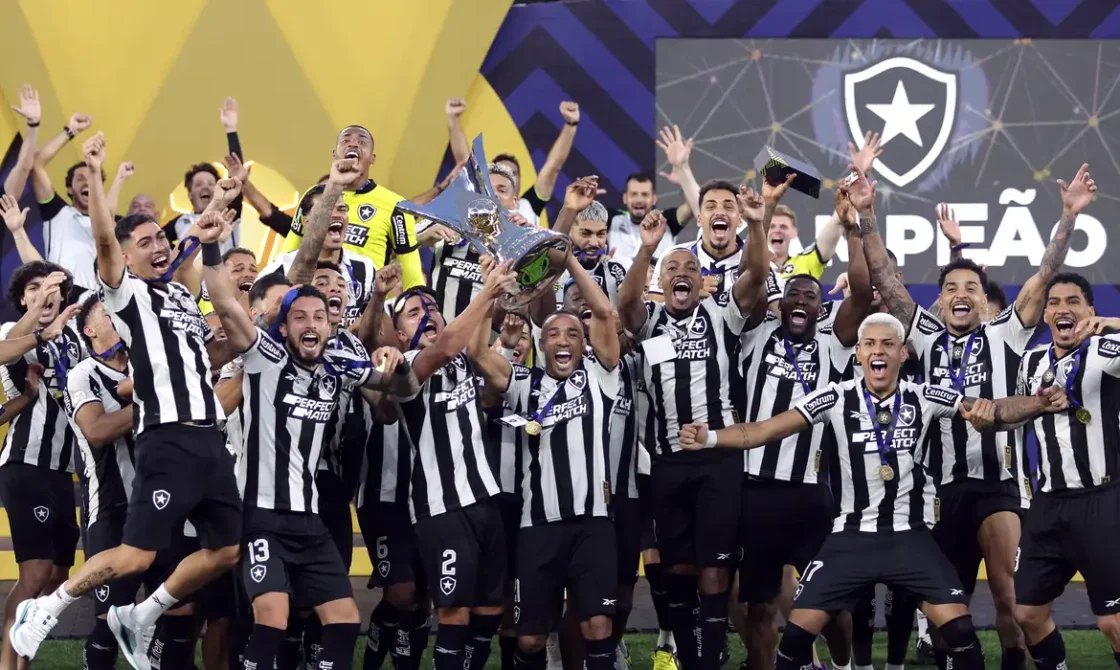Botafogo derrota São Paulo e fica pela terceira com título de campeão Brasileiro
