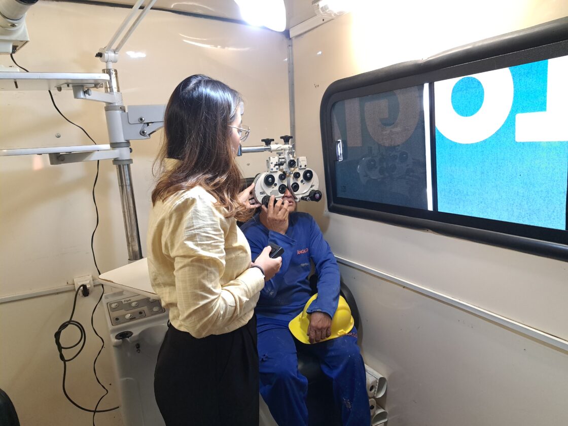 Sesi leva ação de saúde ocular para trabalhadores da construção civil