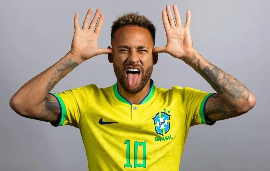 BOMBA NA SELEÇÃO Ancelotti convocou Neymar sem condições de jogo e com previsão de ficar pelo menos dez dias em recuperação