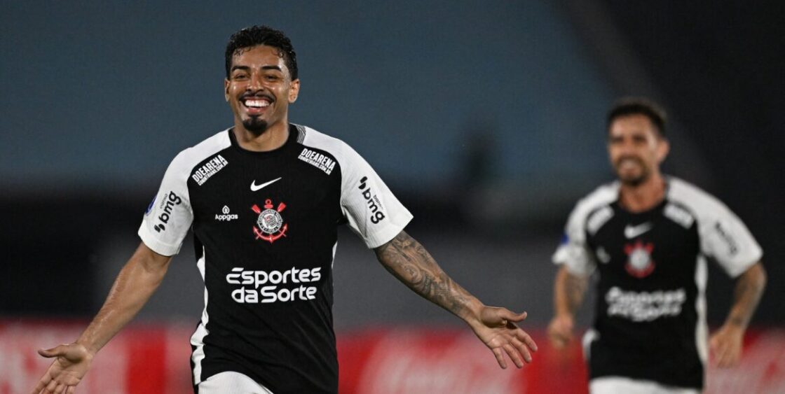 Corinthians vence Racing e assume vice-liderança do Grupo C na Sul-Americana