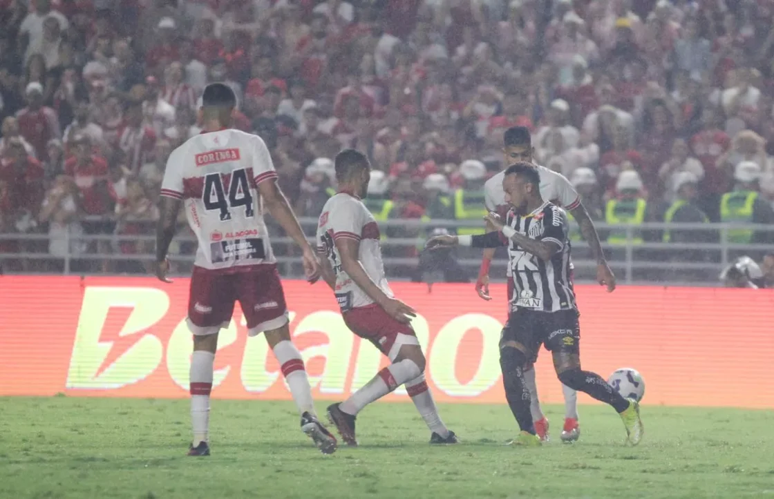 Com Neymar em campo, Santos é eliminado nos pênaltis da Copa do Brasil pelo CRB
