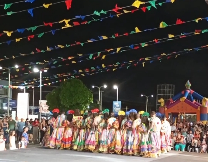 Cacuriá é uma das principais danças do folclore maranhense e está sempre presente nos grandes eventos juninos