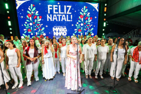 Cantata Natalina reúne público e emociona visitantes na Vila Encantada do Ipem, em São Luís