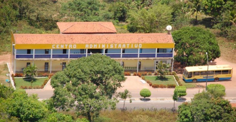 DINHEIRO NA CONTA Governo Federal autoriza repasses de R$ 409 mil para Presidente Sarney e R$ 877 mil para Bequimão