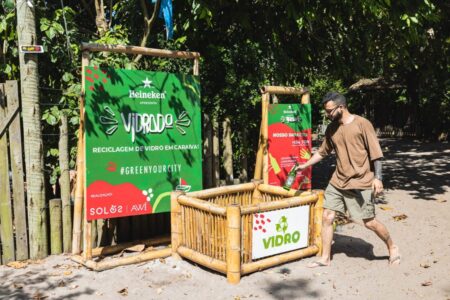 RECICLAGEM Heineken e Projeto Vidrado ampliam reciclagem de vidro em destinos turísticos e recolhem mais de 50 toneladas em Caraíva e Atins