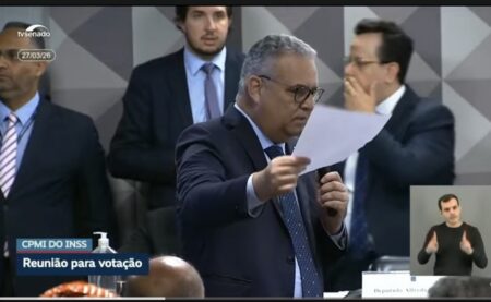 Relator da CPMI lembra fala de Luiz Roberto Barroso contra Gilmar Mendes em 2018 e gera bate-boca com Lindbergh Farias