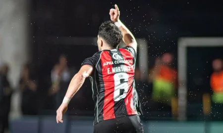 LAMPIONS LEAGUE Vitória vira sobre Fortaleza e conquista o penta da Copa do Nordeste