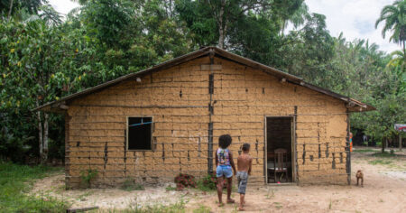 QUILOMBOLOS TITULADOS Lula entrega cinco novos títulos de territórios quilombolas no Maranhão, em Itapecuru Mirim e em São Vicente Ferrer
