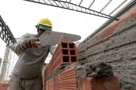 Empresa Construção civil oferece 23 vagas de emprego em São Luís