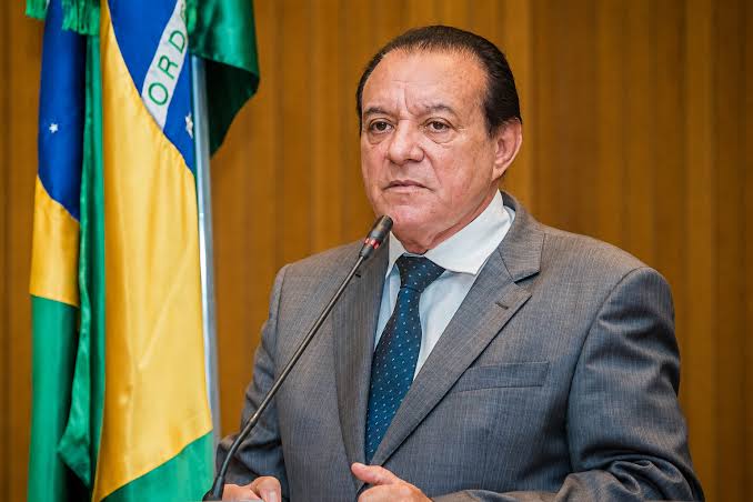 EX-DEPUTADO PRESO Ministro Flávio Dino determina prisão domiciliar e mandados de busca e apreensão contra ex-deputado Raimundo Cutrim