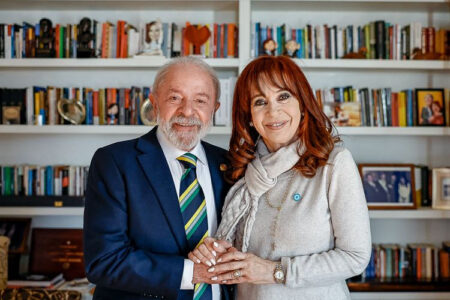 DESPERTA AMÉRICA DO SUL Em 2025, Justiça da Argentina autorizou Lula visitar Cristina Kirchner e no Brasil STF proíbe Milei de visitar Jair Bolsonaro
