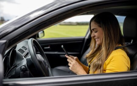 MULHERES AO VOLANTE São Luís registra alta de 81% entre motociclistas e 49% entre motoristas parceiras da 99