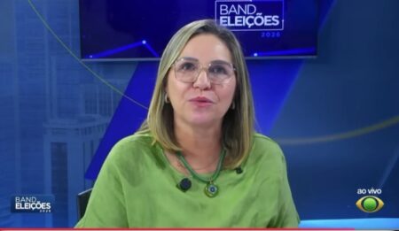 DIREITA RADICAL Vereadora direitista diz que tem convicção de estar no caminho certo e torce para colega de esquerda mudar para o melhor lado
