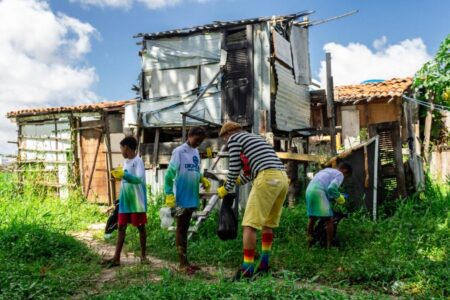 MEIO AMBIENTE Associação O Pequeno Nazareno mobiliza comunidades de seis estados no Dia Mundial da Limpeza