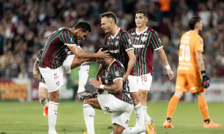 COPA LIBERTADORES Fluminense vence Platense no Maracanã e conquista uma boa vantagem para a partida da volta na Argentina