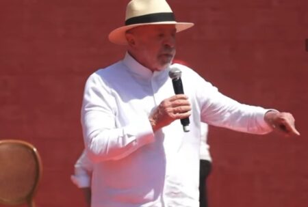 OPÇÃO CRITICADA Lula não se conforma com a opção dos paulistas por Tarcísio de Freitas para continuar governando São Paulo