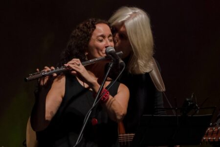 COMEMORAÇÃO COM ARTE Com shows de Oswaldo Montenegro e Tom Cleber, Sesc comemora oitenta anos com programação gratuita em São Luís e Itapecuru-Mirim