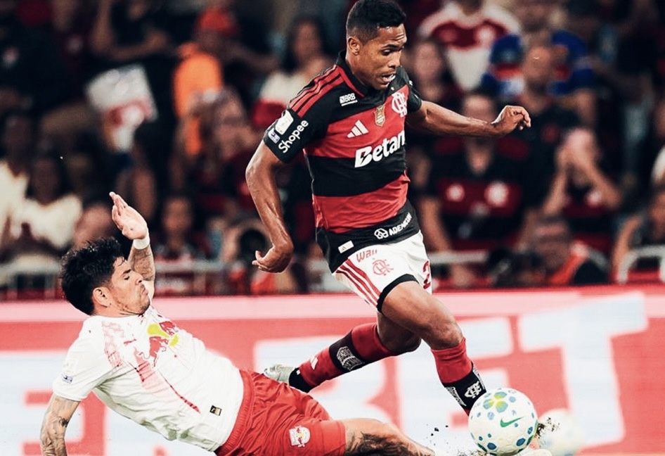 VANTAGEM AMPLIADA Flamengo mantém liderança do Brasileirão e ainda amplia a diferença para o vice-líder Palmeiras ao derrotar o RB Bragantino