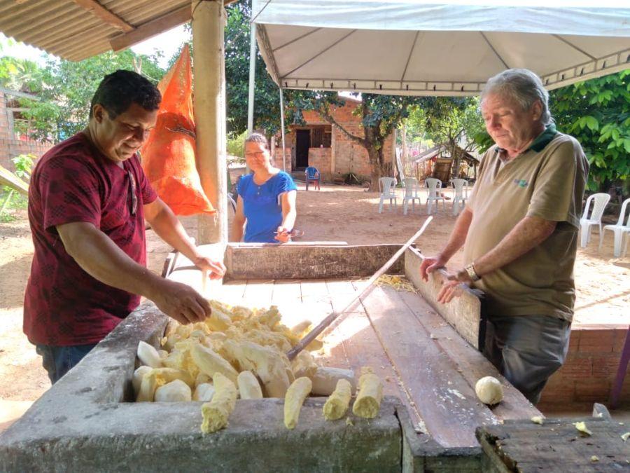 AGRICULTURA FAMILIAR Boas práticas de fabricação da farinha orientam cuidados com higiene, processamento e qualidade do produto