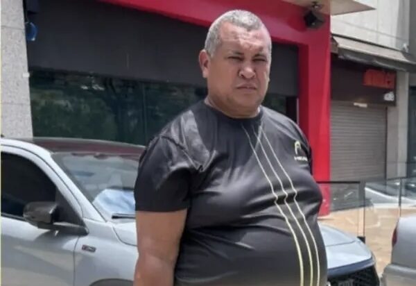 AMOR BANDIDO Pedreiro do Maranhão se apaixona por uma e rica mulher criada por Inteligência Artificial