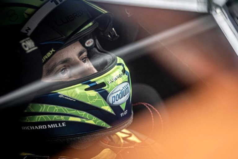 STOCK CAR Felipe Massa fica no top-10 nos dois treinos livres e tem início positivo em Cascavel
