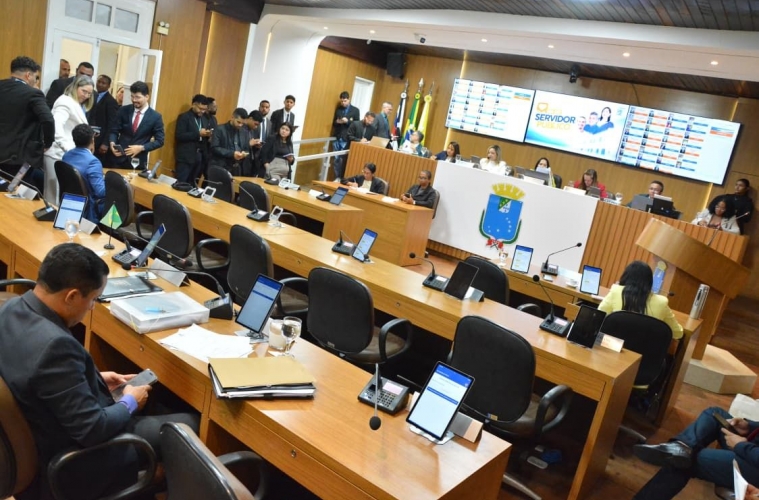 ZONEAMENTO VETADO Prefeita Esmênia Miranda veta integralmente Lei de Zoneamento aprovada na Câmara Municipal
