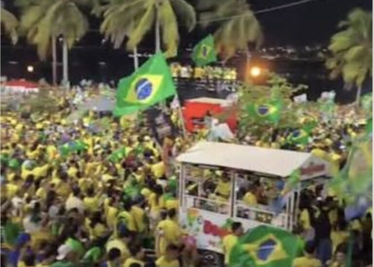 AGITO NA ILHA Nikolas puxa Boquinho do 22 em São Luís em apoio à candidatura de Flávio Bolsonaro à Presidência da República