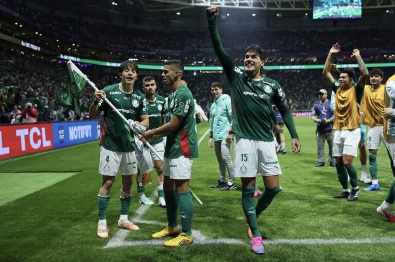 VERDÃO AVANÇA Palmeiras elimina Fluminense nos pênaltis e aguarda Flamengo ou Estudiantes para a grande final da Libertadores