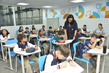 OPORTUNIDADE DE EMPREGO Sesi recebe até esta quinta-feira inscrições ao seletivo para contratação de professores
